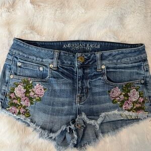 American Eagle Outfitters Blue Jean Shorts with Pink Rose Floral low rise